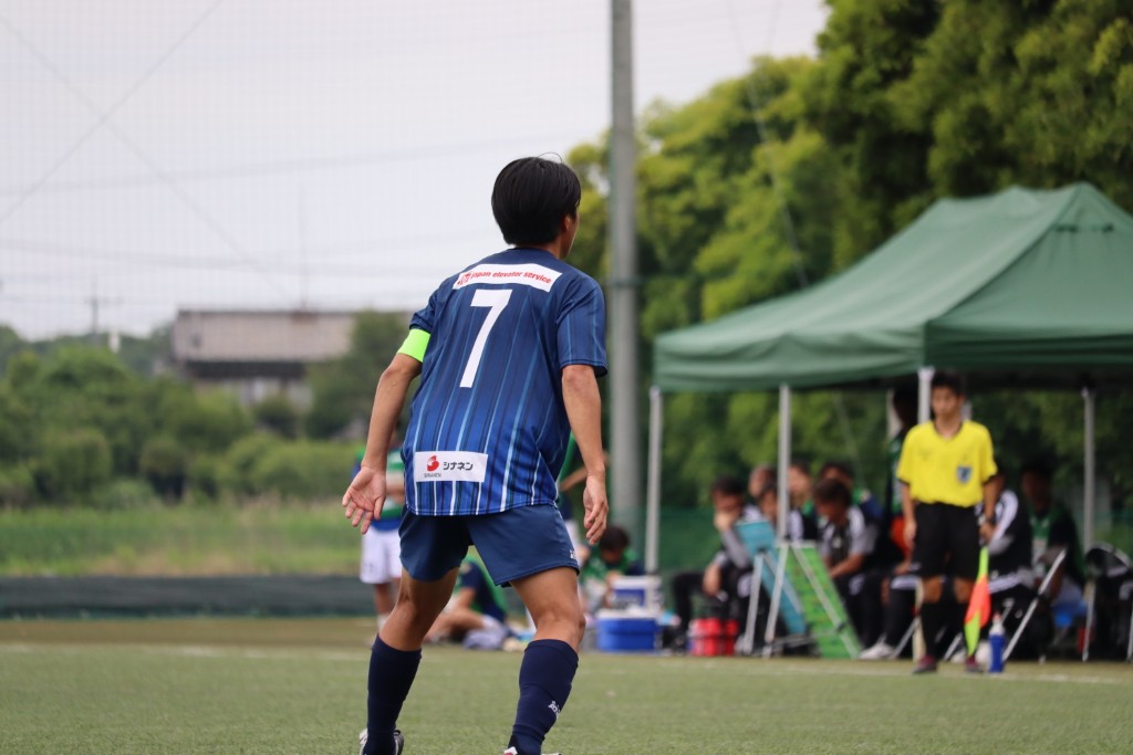 サッカーの試合風景